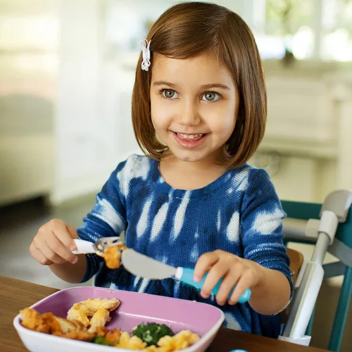 Vista 3 de Munchkin® Splash™ - Juego de utensilios de tenedor, cuchillo y cuchara para niños pequeños, paquete de 6, azul/verde