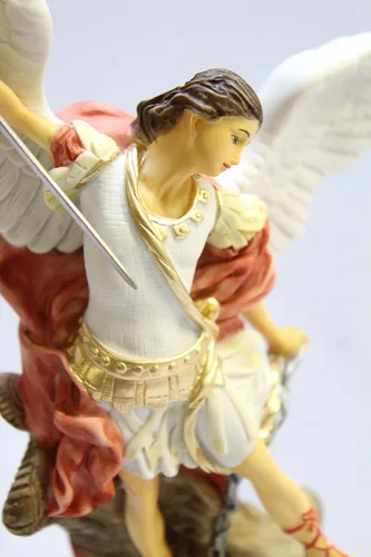 Vista 5 de Colección Vittoria de 16 pulgadas, estatua católica italiana de San Miguel Arcángel, figura de protección religiosa, hecha en Italia, pintada a mano