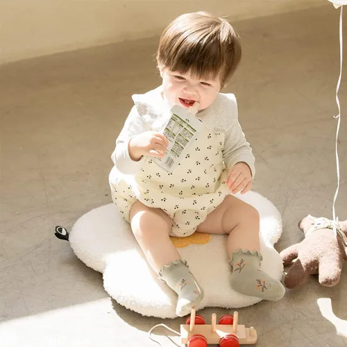 Vista 6 de WATOCHE Calcetines para bebés y niñas pequeñas, con volantes, calcetines de vestir con volantes, calcetines antideslizantes para bebés, lindos