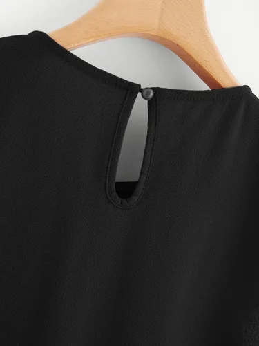 Vista 4 de Milumia - Blusa de cuello redondo plisado para mujer, estilo casual y básico, con manga casquillo y abertura de cerradura en la espalda