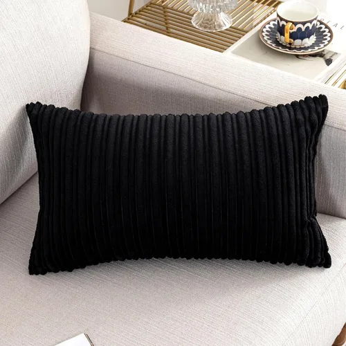 Vista 26 de UGASA - Fundas de almohada decorativas de terciopelo suave y sólidas de Navidad para sala de estar/sofá, 16 x 16 pulgadas, 2 unidades, color burdeos