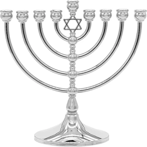 Vista 7 de The Dreidel Company Menorá con estrella tradicional de acabado dorado antiguo, tamaño completo 17,78 cm Oro envejecido