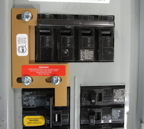 Vista 2 de ITE-200A kit de dispositivo cortacorriente para generadores Gould, ITE, Murray, Siemens o Thomas & Betts, de paneles de 150 A o 200 A