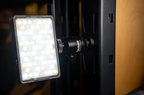Vista 5 de Aputure MC PRO - Luz de video para cámara, panel de luz de cámara LED, 2,000-10,000k, función de absorción magnética, polvo y resistente al agua