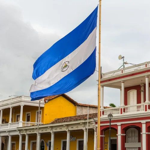 Vista 6 de Bandera de Nicaragua de 3 x 5 pies para exteriores, bandera nacional nicaragüense, bandera nacional nicaragüense, doble cara de 3 capas de poliéster