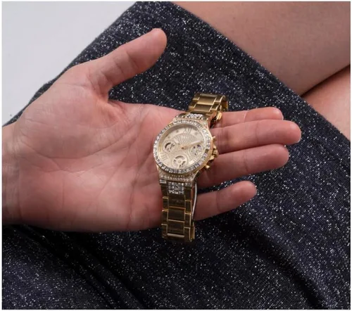 Vista 8 de GUESS Reloj deportivo multifunción con cristales de 1.417 in para mujer