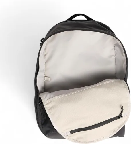 Vista 5 de Moment Mochila Everything – Bolsa resistente a la intemperie para cámara y laptop de 17 o 21 litros [Gen 2, negro, 17L]