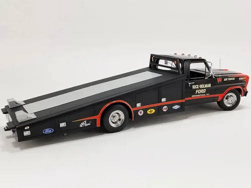 Vista 4 de 1970 F-350 Camión rampa negro con gráficos Rice & Holman Bat Truck Edición limitada a 400 piezas en todo el mundo 1/18 Modelo de coche fundido a
