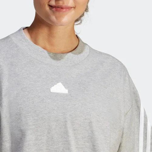 Vista 6 de adidas Camiseta Future Icon Three Stripes para mujer, PARENT