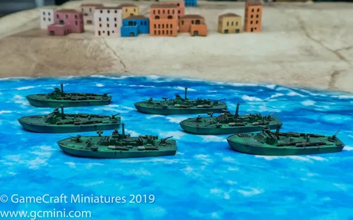 Vista 2 de Cruel Seas US Navy PT Boat Flotilla 1:300 WWII Naval Militar Wargaming Kit de modelo de plástico 782011002