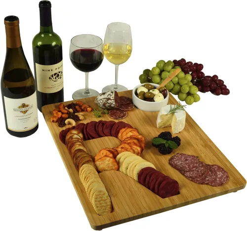 Vista 22 de Picnic at Ascot Monogram Bamboo Cheese/Charcutery/Cracker Tabla para servir - Incluye salsa de cerámica/cuenco de oliva con cuchara de bambú. letra