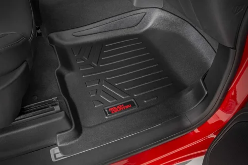 Vista 8 de Rough Country Juego de tapetes para todo clima para Ford F-250/F-350 SuperDuty (2017-2025) CrewCab con asiento tipo banco - Tapete de piso flexible