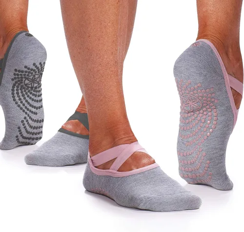 Vista 15 de Gaiam Grippy Studio Yoga Socks for Extra Grip in Standard or Hot Yoga