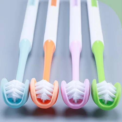 Vista 4 de Cepillo de dientes para autismo de 3 caras con tres cerdas para necesidades especiales, cerdas suaves para adultos, suaves y suaves para un cuidado