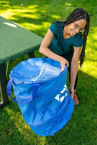 Vista 5 de Coghlan's Contenedor de Reciclaje Pop-Up Deluxe Duradero – Contenedor Plegable con Tapa con Cremallera, Clips para Bolsas y Puntos de Anclaje