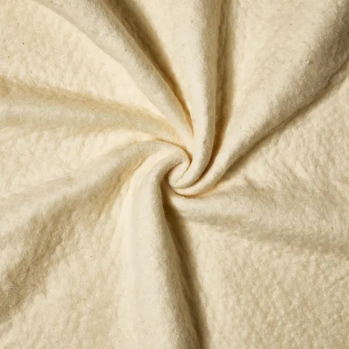 Vista 3 de The Warm Company - Relleno de algodón suave y cálido – rollo de 22" x 20 yardas, relleno de 100% algodón para costura, manualidades y proyectos