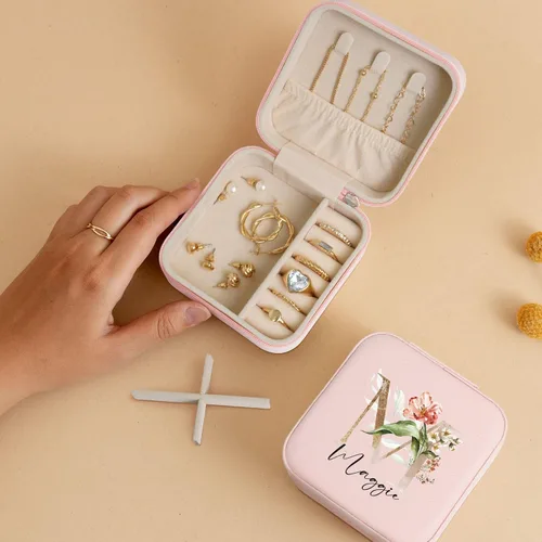 Vista 3 de Artsadd Regalos para ella, regalo personalizado para dama de honor, propuesta nupcial, regalo para mejores amigos, sobrina, hija, estuche de joyería