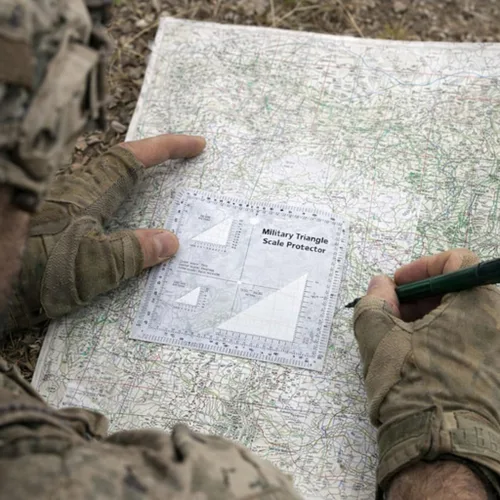 Vista 6 de GOTICAL Lectura de mapas a escala de coordenadas UTM/MGRS militar y navegación terrestre Escala de mapas topográficos, transportador y lector