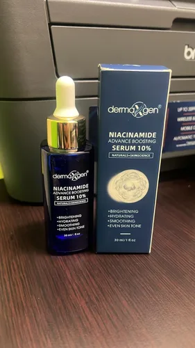 Vista 4 de Suero de niacinamida al 10% para la cara – Fórmula avanzada para poros suaves y tono de piel desigual – Suero facial de niacinamida para piel grasa