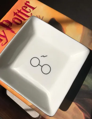 Vista 7 de Soporte para anillos de joyería, bandeja o plato de Wizard Harry Potter para niñas o chicos