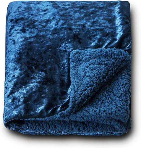 Vista 2 de Lujosa manta reversible de terciopelo triturado y sherpa para sofá cama (gris)