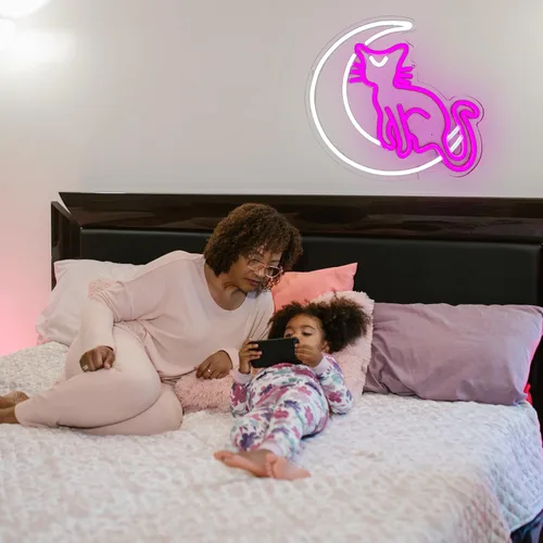 Vista 7 de SmilingTown Letreros de neón rosa y blanco para decoración de pared, funciona con USB, luces decorativas de neón de luna y gato para el hogar