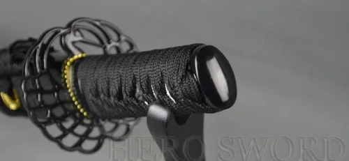 Vista 3 de Espada samurái Wakizashi hecha a mano, Katana de espiga completa, espada media, cuchillos japoneses hechos a mano listos para la batalla