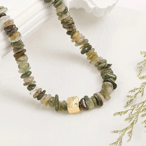 Vista 7 de PERNNLA PEARL Collar con cuentas de cristal de malaquita para mujer, lindo colgante de margarita dorada, gargantilla para niña, joyería bohemia
