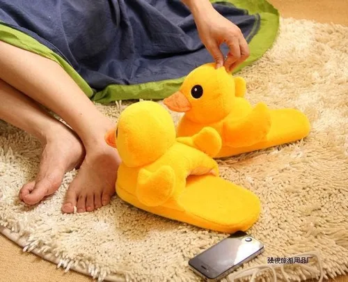 Vista 7 de LELEBEAR Pantuflas de pato, zapatos suaves y cómodos para el hogar, pantuflas cálidas de felpa lindas, pantuflas antideslizantes de animales