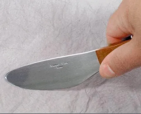 Vista 2 de The Wright Stuff Cuchillo mecedor clásico para cortar carne