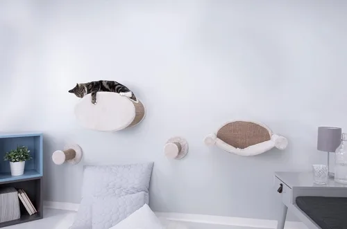 Vista 2 de TRIXIE Juego de salón para gatos montado en la pared con hamaca y condominio - Estante de escalada con condominio de felpa y escalón de sisal