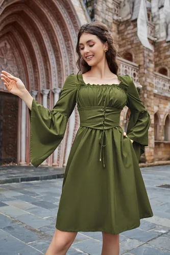 Vista 2 de Scarlet Darkness Vestido renacentista para mujer, manga larga, acampanado, medieval, cuello cuadrado, vestido de patinadora con bolsillos
