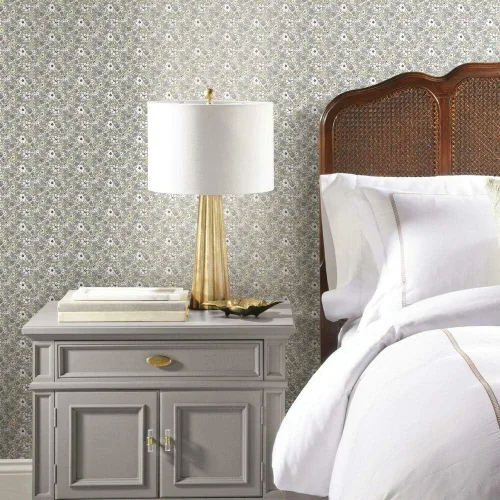 Vista 2 de RoomMates RMK11316RL Papel pintado de vid gris floral Ditzy