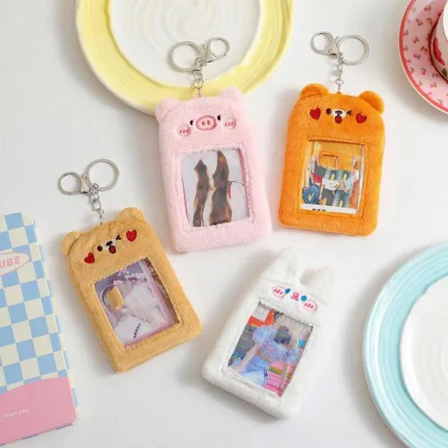 Vista 3 de Lindo oso de cerdo de peluche Kpop para tarjeta fotográfica, estuche de pase, funda de tarjeta de identificación, bolsa colgante llavero peludo