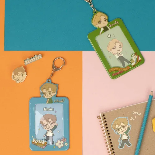 Vista 4 de BTS TinyTan Dynamite - Llavero para tarjetas fotográficas accesorios para llavero