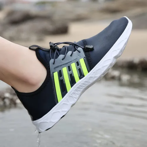 Vista 6 de Whatseaso Water Shoes for Women Men Lightweight Quick Dry Beach Adult Aqua Barefoot Athletic Sports Shoes for Swim Surf Pool Hiking Diving Walking