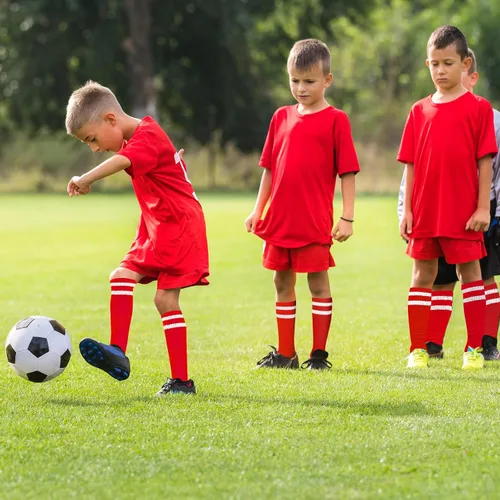 Vista 3 de Unittype 6 pares de calcetines de fútbol para niños pequeños de 3-67-1314 años más de edad, calcetines de fútbol a rayas