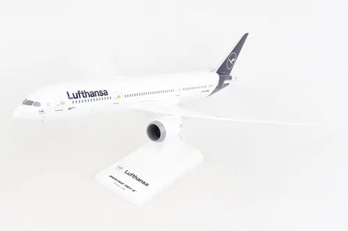 Vista 4 de Skymarks Daron Lufthansa A380 w/Gear Nueva Livery 1/200 (SKR1032)