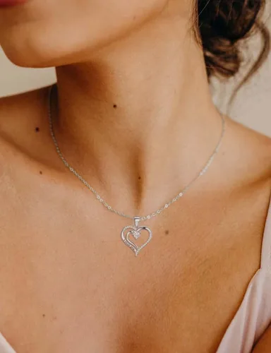 Vista 2 de ITS4YEO 925 Sterling Silver Love Heart Birthstone Necklaces Silver Necklace Zircon Pendant Necklaces for Women Jewelry Gift for Women Wife Girls Her