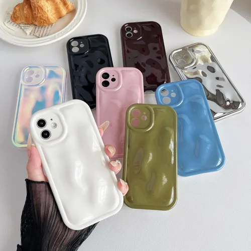 Vista 2 de Caseative Funda para iPhone 12, color negro Galjanoplastia de cromo suave de la burbuja del meteorito de la onda de la ondulación