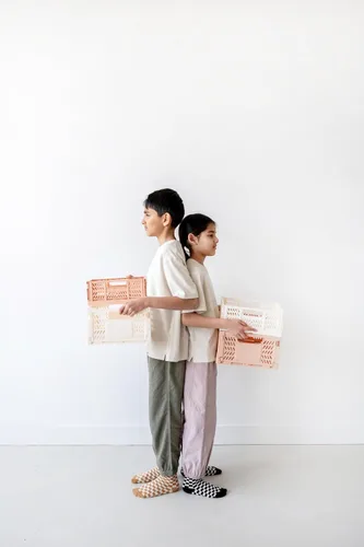 Vista 4 de 3 Sprouts Caja plegable de plástico reciclado, caja de almacenamiento plegable apilable para organización para adultos y niños, caja de plástico