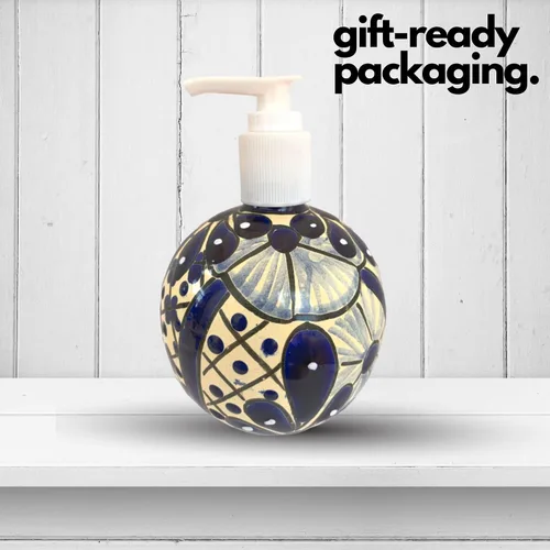 Vista 8 de Talavera - Dispensador de jabón y loción de cerámica – Talavera azul y blanco – para encimeras de cocina o baño – Cerámica mexicana pintada a mano