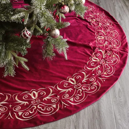 Vista 8 de Bunny Chorus Falda de árbol de Navidad, 24 pulgadas, faldas de piel de felpa de terciopelo rojo de lujo con hoja de acebo bordada dorada para árbol
