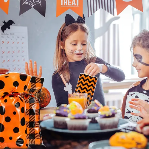 Vista 7 de Tenare 120 bolsas de dulces de celofán de otoño de Halloween a granel Bolsas de celofán para dulces de truco o trato, estampado de cheurón a cuadros