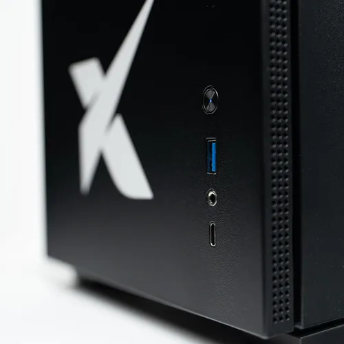 Vista 7 de XIDAX PC para juegos preconstruida, Ryzen 7 7800X3D, RTX 5070, 32 GB DDR5