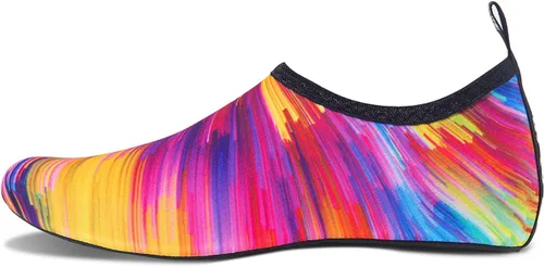 Vista 2 de WateLves - Zapatos acuáticos para hombre, mujer y niños, calcetines de agua de secado rápido, para playa, natación, surf, yoga, ejercicio