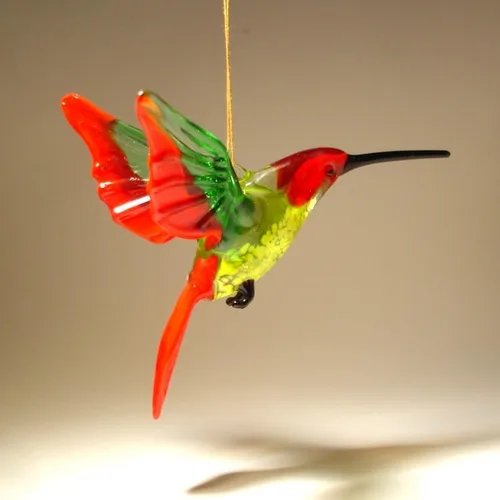 Vista 4 de Adorno colgante de colibrí de cristal rojo, verde y amarillo, hecho a mano, gran regalo coleccionable