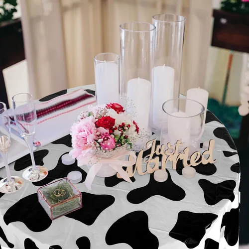 Vista 4 de Remagr Mantel redondo de plástico con estampado de vaca, 3 piezas, 84 pulgadas, desechable, con temática de vaca, para fiesta de cumpleaños