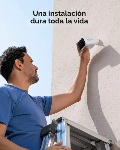 Vista 2 de eufy Security SoloCam S220, Solar Security Camera, Wireless Camera Outdoor