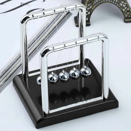 Vista 5 de Péndulo de equilibrio de bola de equilibrio de metal de escritorio con base de madera negra Newtons Cradle Balance Balls para ciencia física Gadget